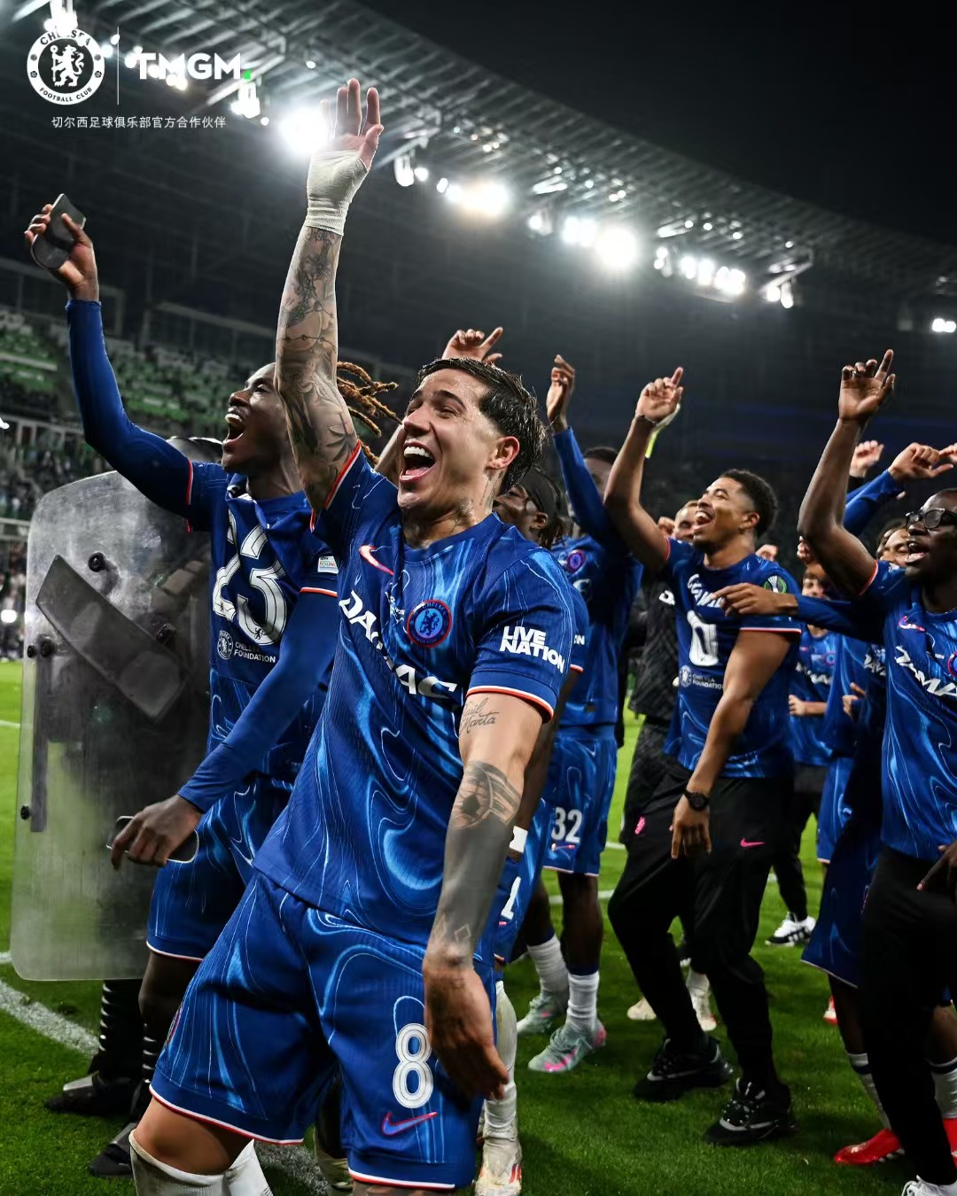 里程碑夜切尔西回应争议，意大利杯集结日刷纪录，媒体盛赞，临场指挥获称赞(满文翻译转换成汉文)